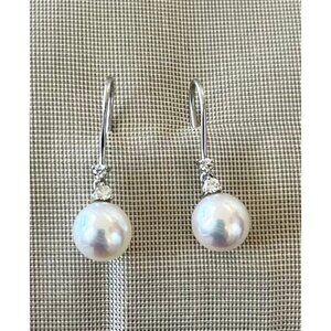 MIKIMOTO 7.25mm18K W gold akoya pearl 4diamonds drop earrings spike set with cas